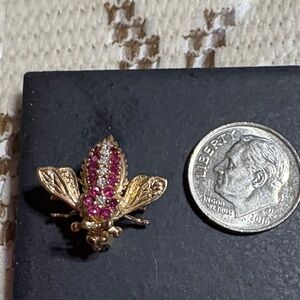 Genuine 14 kt gold bee brooches with rubies and diamonds